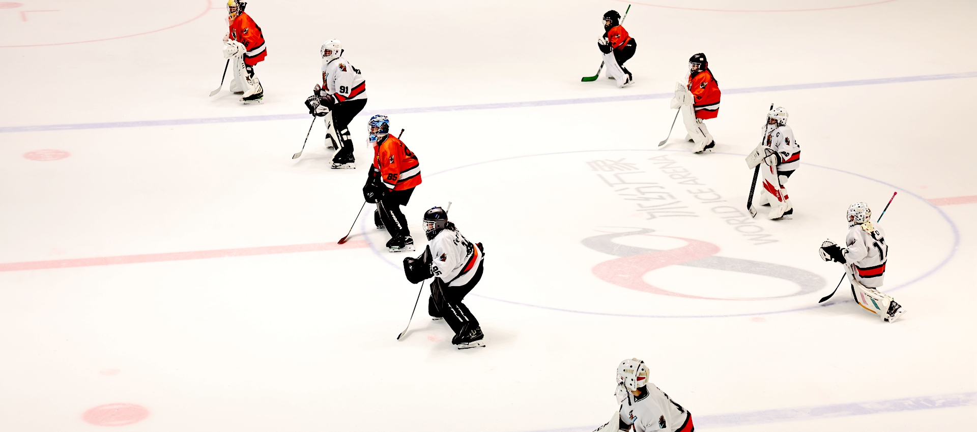 Ice Hockey fever grips Shenzhen as World Championship approaches