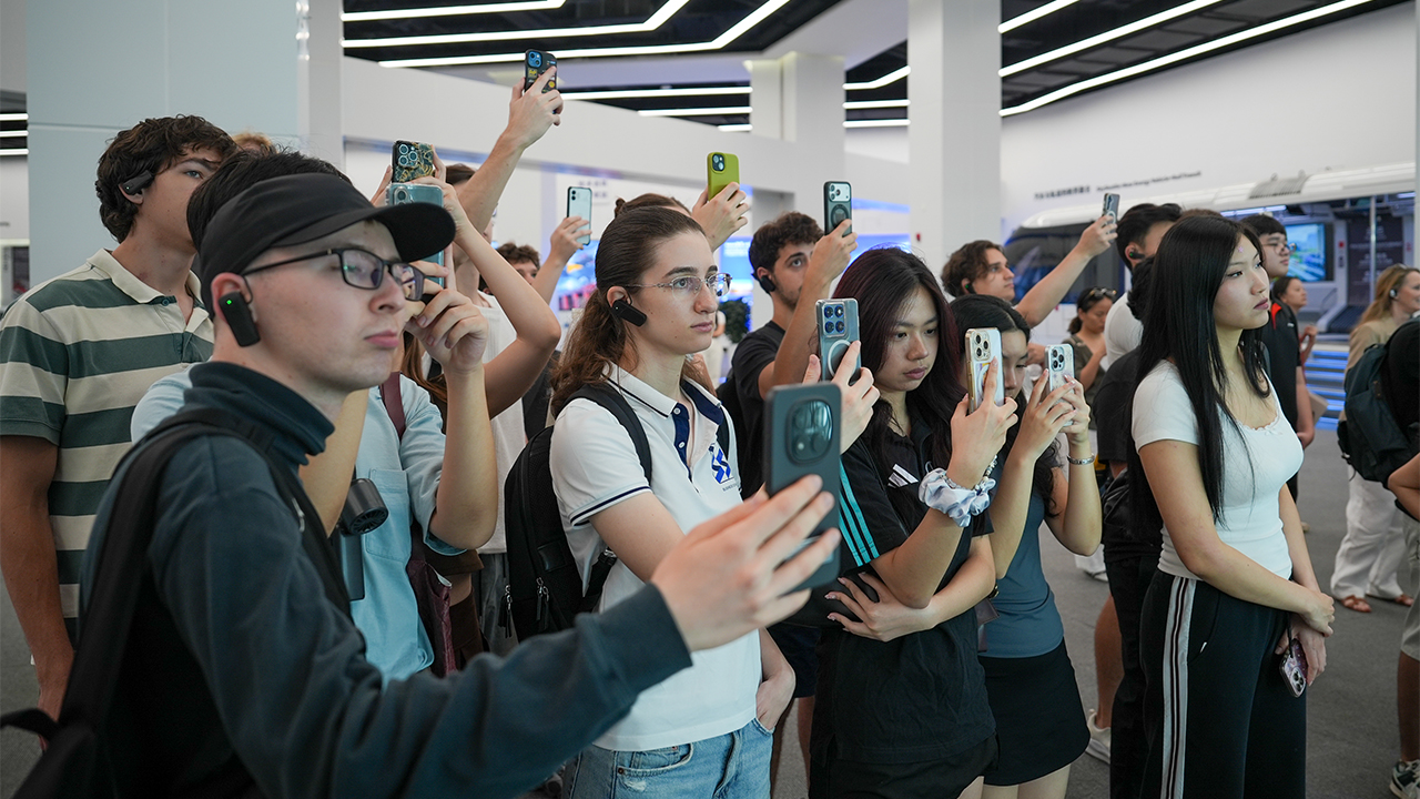 2.jpg 2.jpg